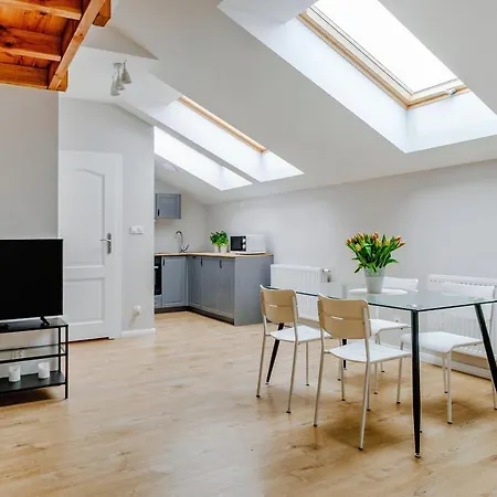 Apartament W Centrum, Zarezerwuj Teraz Lejlighed
